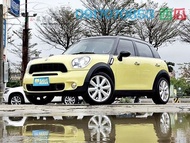 2012 Mini Countryman Cooper S 新車價181萬 一手女用車 鵝黃色配黑屋頂 亮眼非凡!