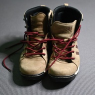 Sepatu Outdoor Adidas Trail Cruiser Mid Leather 42.5 not nike TNF