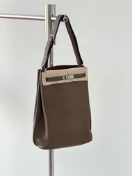 Hermes so kelly26栗子色銀扣