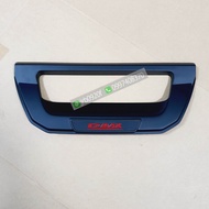 ครอบท้ายกระบะ เบ้าท้ายกระบะ Isuzu d-max มี 3 สีให้เลือก สำหรับใส่ปี 2020-2025