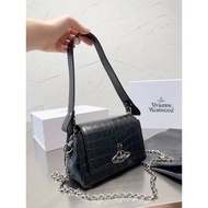 23.7.1 Update Queen West Black Underarm BagTwo Options