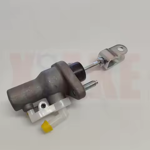 Clutch Master Cylinder For BYD F3 L3 1.5 L BYD473QD G3 1.5L 4G15S