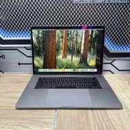 高階 Apple MacBook Pro  2018 15.4吋 2.6GHz i7 /32GB  DDR4 Ram/512GB SSD /顯卡：Redeon Pro 560X 4G/15.4inch