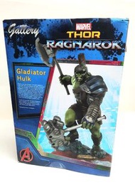 絕版2018年DIAMOND SELECT MARVEL 復仇者聯盟 THOR AGNAROK Gladiator Hulk PVC Diorama 變形俠醫情景擺設