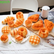 EPOCH Simulated Artificial Bread Toy, Simulation Food Spoof Simulation Bread SqueezeToys, Photograph