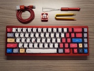 Weikav Lucky65v2 67鍵客製化機械鍵盤 冰晶配重 國際6063鋁合金CNC切割機身 150目陽極氧化處理 1680萬色RGB燈效 55g機械段落手感 PBT漫畫風燃燈鍵帽 Type-C