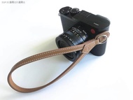 Leica leica X113 XV m9D lux7 with large M10 m - p QX2E straps leica camera straps