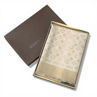 全新LV圍巾/披肩 M75121 142x142cm 金邊米灰色MONOGRAM SHINE #BRAND NEW #香榭站正品