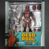 Medicom Toy MAFEX No. 082 Deadpool Action Figure