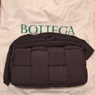 Bottega Veneta Padded Tech Cassette Nylon Black BV 八格 尼龍 銀扣肩背袋 黑色 8格