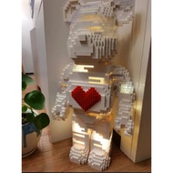 Bearbrick love lego