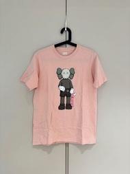 Uniqlo x kaws 聯名上衣 短T t-shirt 粉色