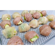 Dehydrated Homemade Chicken Wrapped Brussel Sprout / Duck Wrapped Brussel Sprout /Dog Treats 风干自制鸡肉绕