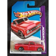 HOT WHEELS '67 CHEVY C10