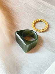 天然和田玉青玉寬戒 港碼14 曌 #319