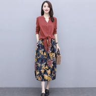 2 Pcs/set Casual Set Women's New Two Piece Long Sleeve lace blouse+print Skirt Fashion Large Size Se