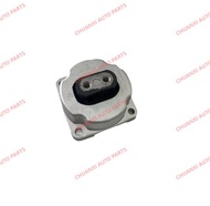 A High Quality Gearbox Support Pad For Maserati Ghibli And Quattroporte 3.0T 2013-2021 675000031