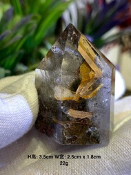 Four Seasons Phantom Quartz point 💯四季幽灵柱 片形Patrick Voillot黄磷铁矿 🔮附加更好财运能量🙌 🌱 1. 四季能量 平衡人生节奏 💡 2.