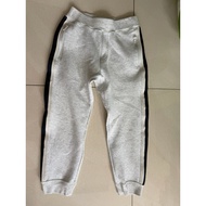 Preloved Uniqlo Kids Ultra Stretch Sweat Pants 5 to 6 yrs old