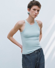 URBAN REVIVO - Áo ba lỗ nữ cổ tròn phom ôm UWM450052-L6A