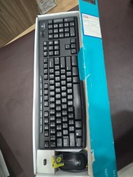 Logitech MK270 無線鍵盤滑鼠套裝