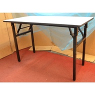 Banquet Table size 60x 120L x 75H cm, strong 32 x 32mm foldable leg, ,Foldable table, Study table