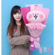 正版公仔 台灣直送 卡娜赫拉 花束 畢業花 情人節花 Kanahei Usagi 粉紅兔兔 公仔花束 大size 65cm 12吋毛公仔 大公仔 畢業禮物 影相打卡 永生花 粉紅色 訂製 幼稚園 小學