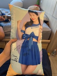 李多慧親簽 抱枕 自行開價