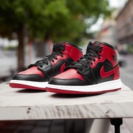 Air Jordan 1 MID Bred 黑紅 554724-074 / 554725-074