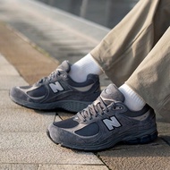 NB Giày nam và nữ 2002R Series Giày chạy bộ cổ điển thời trang Giày thể thao cổ thấp Giày thường ngà