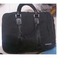 Samsung 電腦袋 (可以放15" 電腦).--HK$30