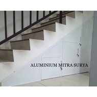 Pintu Bawah Tangga Lemari Set Aluminium ACP Anti rayap Anti karat