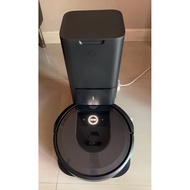 iRobot Roomba i7+ Robot Vacuum Cleaner