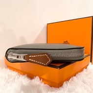 愛馬仕Hermes 絲巾短夾 積雨雲灰 evercolor