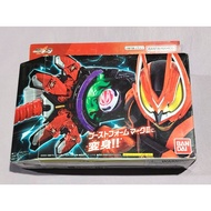 （Stok Sedia Ada）Mainan Aksi Tokoh Jepun Bandai Kamen Rider Geats DX Boost Mark II Raise Buckle
