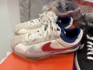 Nike sacai Cortez