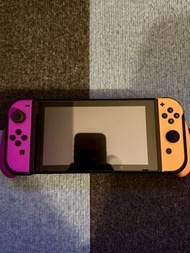 Nintendo Switch 細電可開心，紫色橙色 Joy-Con