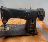 อะไหล่ มือสอง นักสะสมหัวจักรเย็บผ้า Singer หมุนไม่ได้ งานสะสม จักรเย็บผ้าแบบกลไก โครงสร้างครบ หน้า ฝ