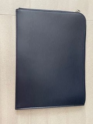 Louis Vuitton LV Pochette Voyage