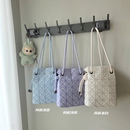 Issey Miyake Bucket Bag Issey Miyake Bag Rhombus Bag Original Factory BAOBAO Geometric Rhombus Bag I