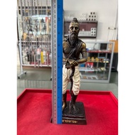 2565 Lp Sanserit (Lp Kloy 徒弟）Wat Poon Kao Thong Hoon Poyon VIP Number 2 Made 99 Pcs 魂魄勇白裤子铜质金身10寸高，V