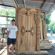 Pintu Kupu Tarung Ukir Minimalis