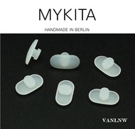 แป้นจมูกแว่นตา Mykita Nose Pad แป้นจมูกซิลิโคน แป้นรองจมูก แบบกด (Push-on) แกนแนวขวาง วัสดุซิลิโคนแท้ เนื้อสัมผัสนุ่น เบาสบาย ไม่แสบดั้ง