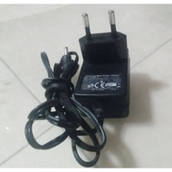 Switching power Adapter 12v-0'5a original original Steady cup dc3'5mm