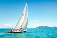 สถานที่ท่องเที่ยว/กิจกรรม 2 Day & 2 Night Whitsunday Islands Sailing Adventure on Condor - Airlie Be