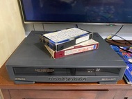 Hitach VHS錄放影機，功能正常，磁頭無衰退老化現象