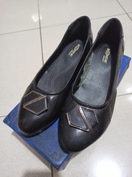 Sepatu Pantofel Wanita Rohde Original