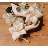 Handmade wedding shoes on request - Silk Flowers - name engraved on shoes - bridal wedding shoes - w