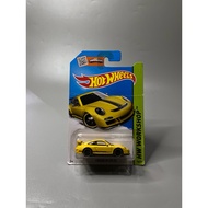 Hotwheels Porsche 911 GT3 RS Yellow