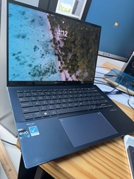 ASUS Zenbook 手提電腦 i7 EVO 16G Oled UX3402